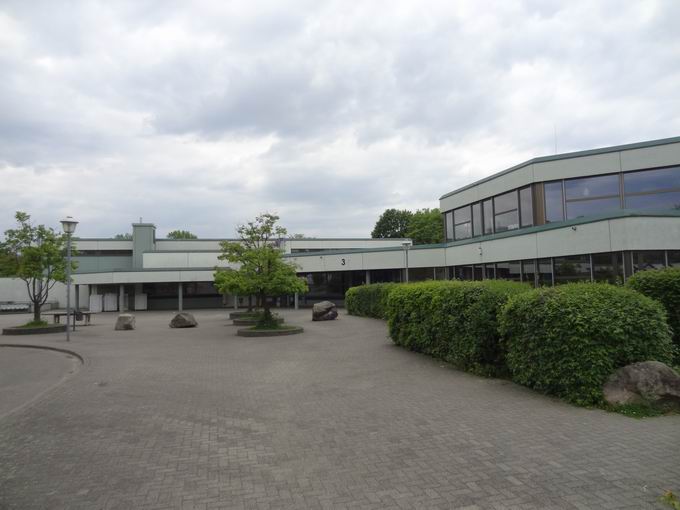 Eingangsbereich Jengerschule Ehrenkirchen