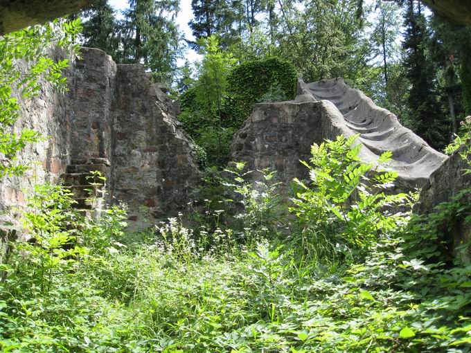 Burg Keppenbach: Palasraum