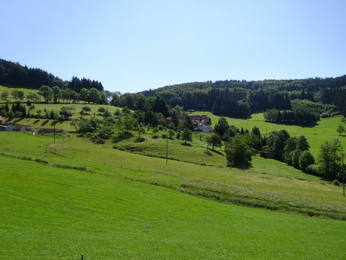 Hnersedelstrae: Blick Hockeweg