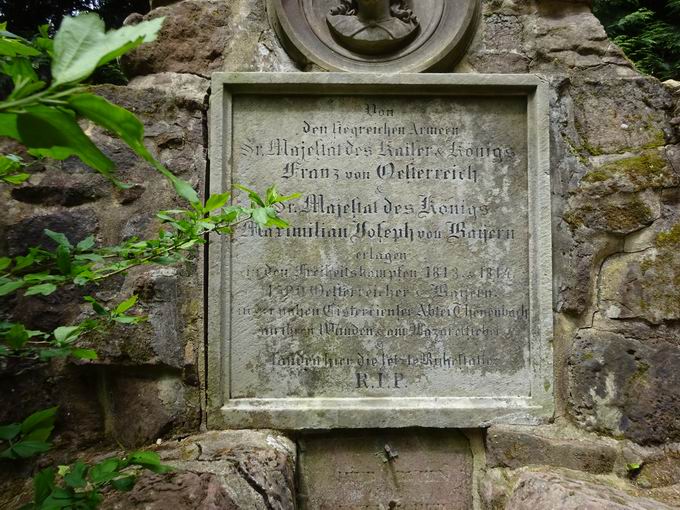 Inschrift groe Grabsttte Tennenbach