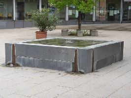 Brunnen mit dem Mhlrad Owingen